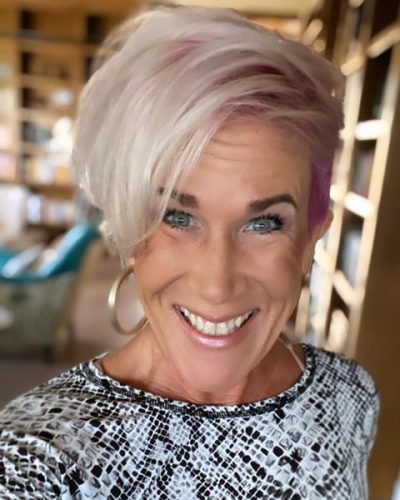Sandi Krakowski Business Consultant and Trainer | A Real Change
