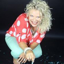 Sandi Krakowski Business Consultant and Trainer | A Real Change Student